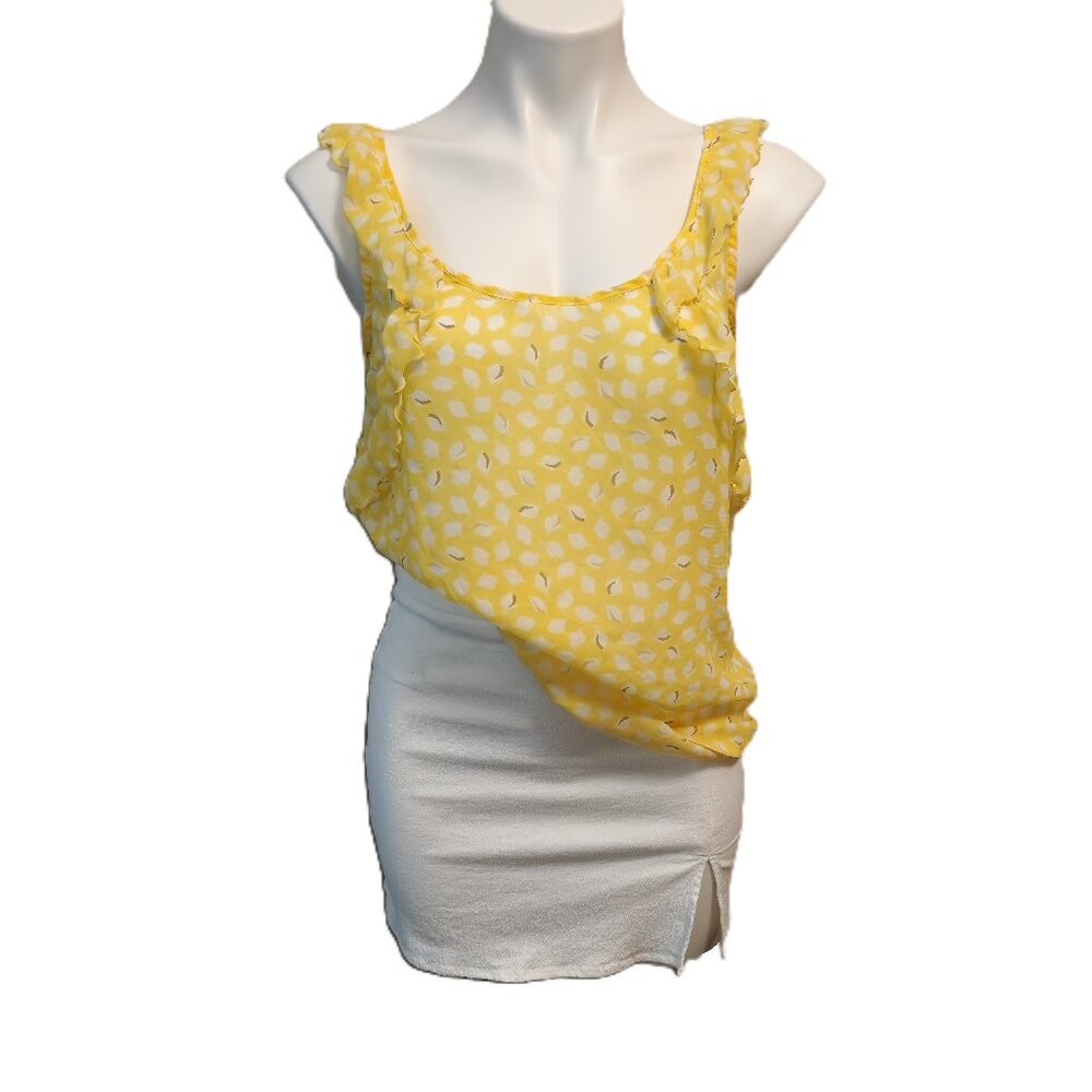❤️ 4/$20 Old Navy lemon-print tank top Women's medium Sheer Ruffled yellow white